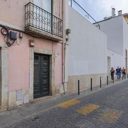 Vintage With Castle View Apartment By Lovelystay Lisboa Exterior foto