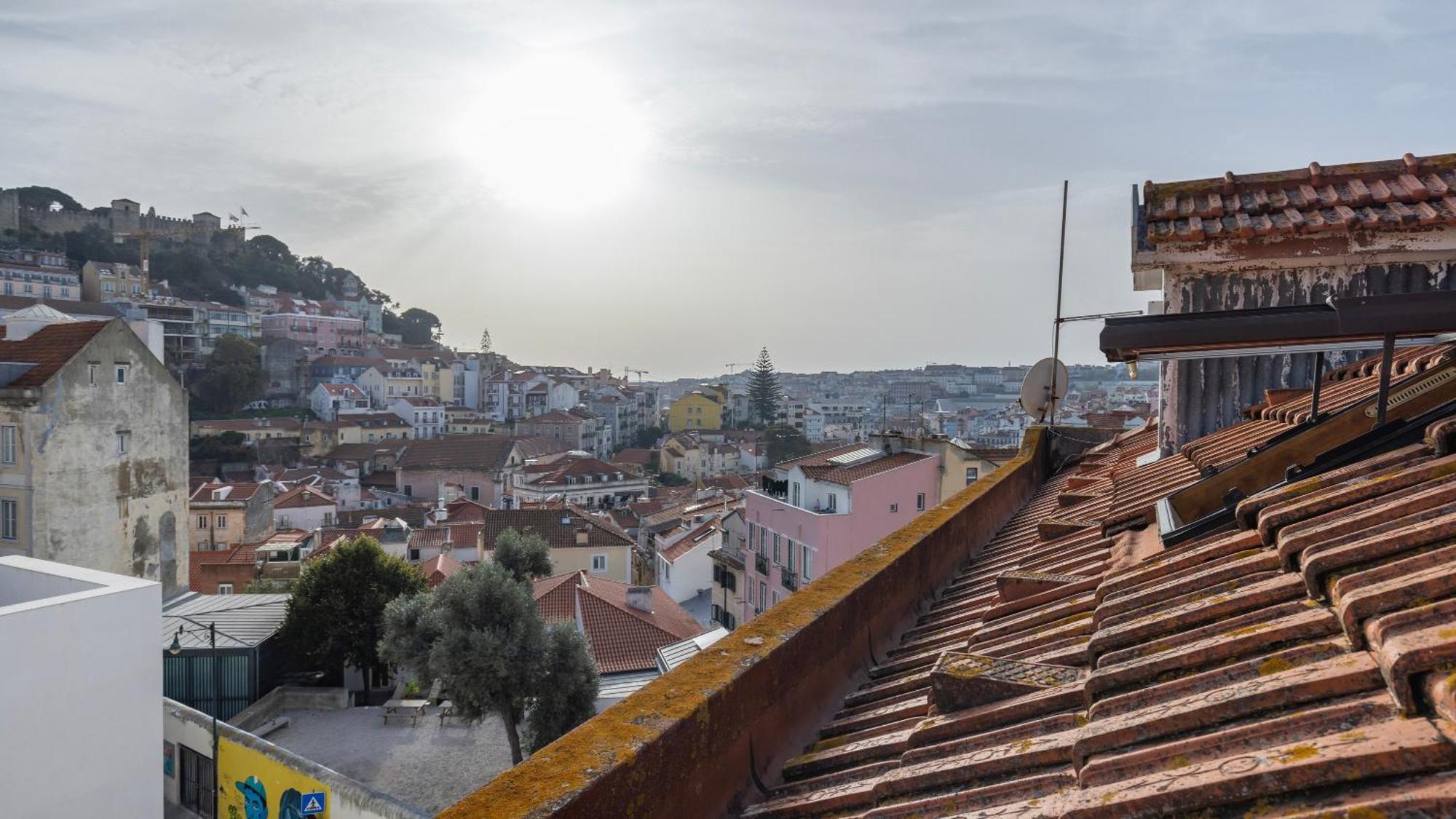 Vintage With Castle View Apartment By Lovelystay Lisboa Exterior foto