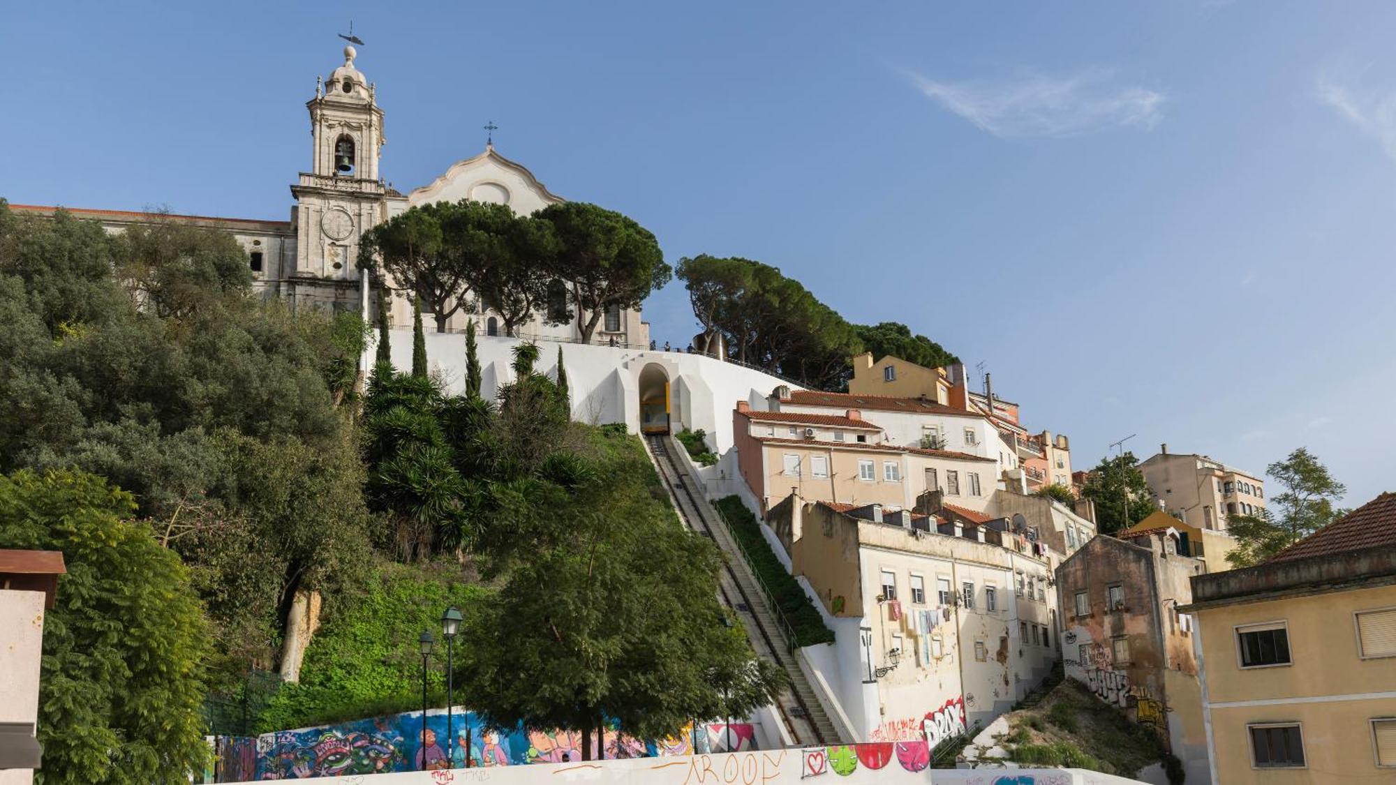 Vintage With Castle View Apartment By Lovelystay Lisboa Exterior foto